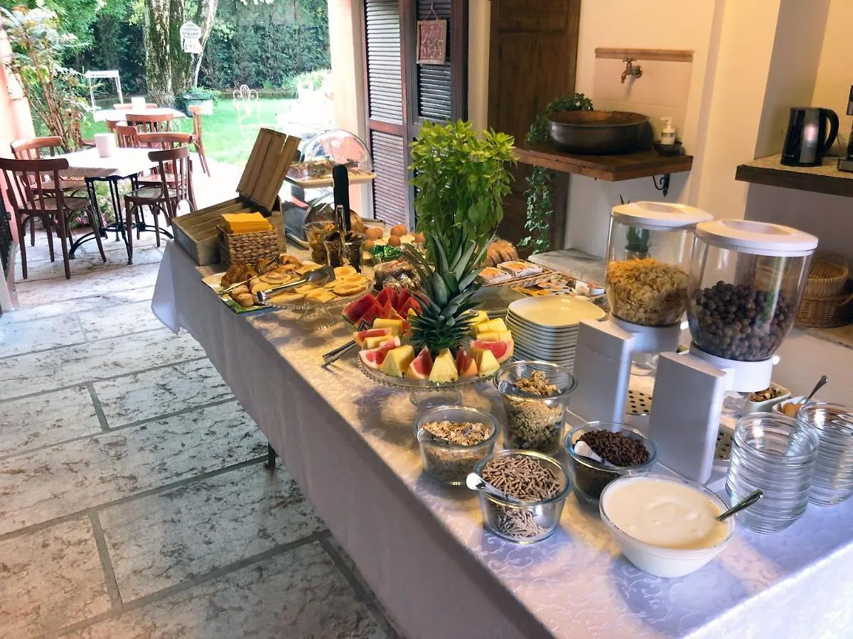 Relais Corte Bercelli Valeggio sul Mincio Nocleg ze śniadaniem