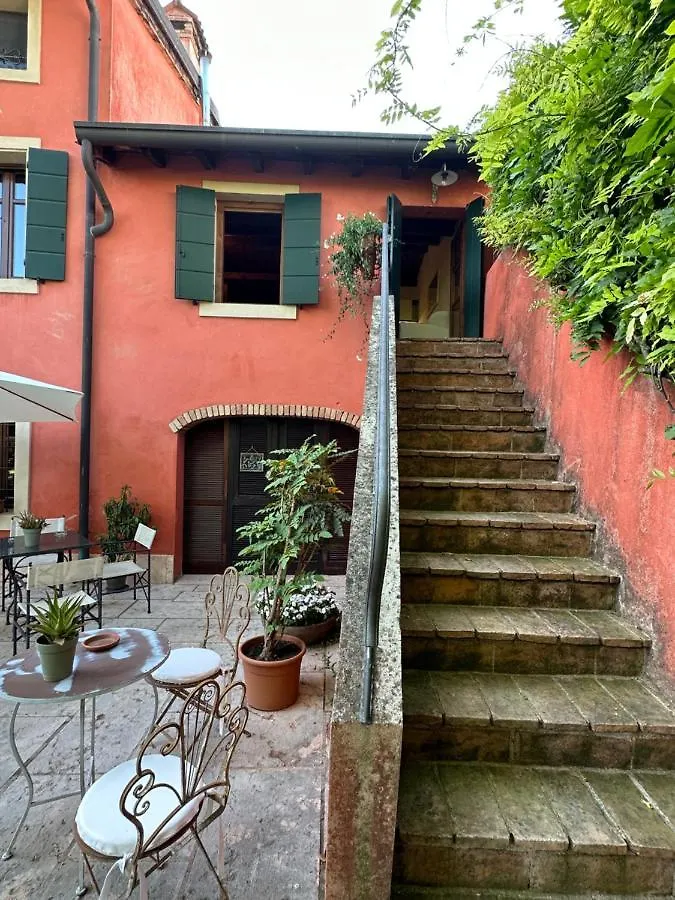 فاليجيو سول مينشيو Relais Corte Bercelli