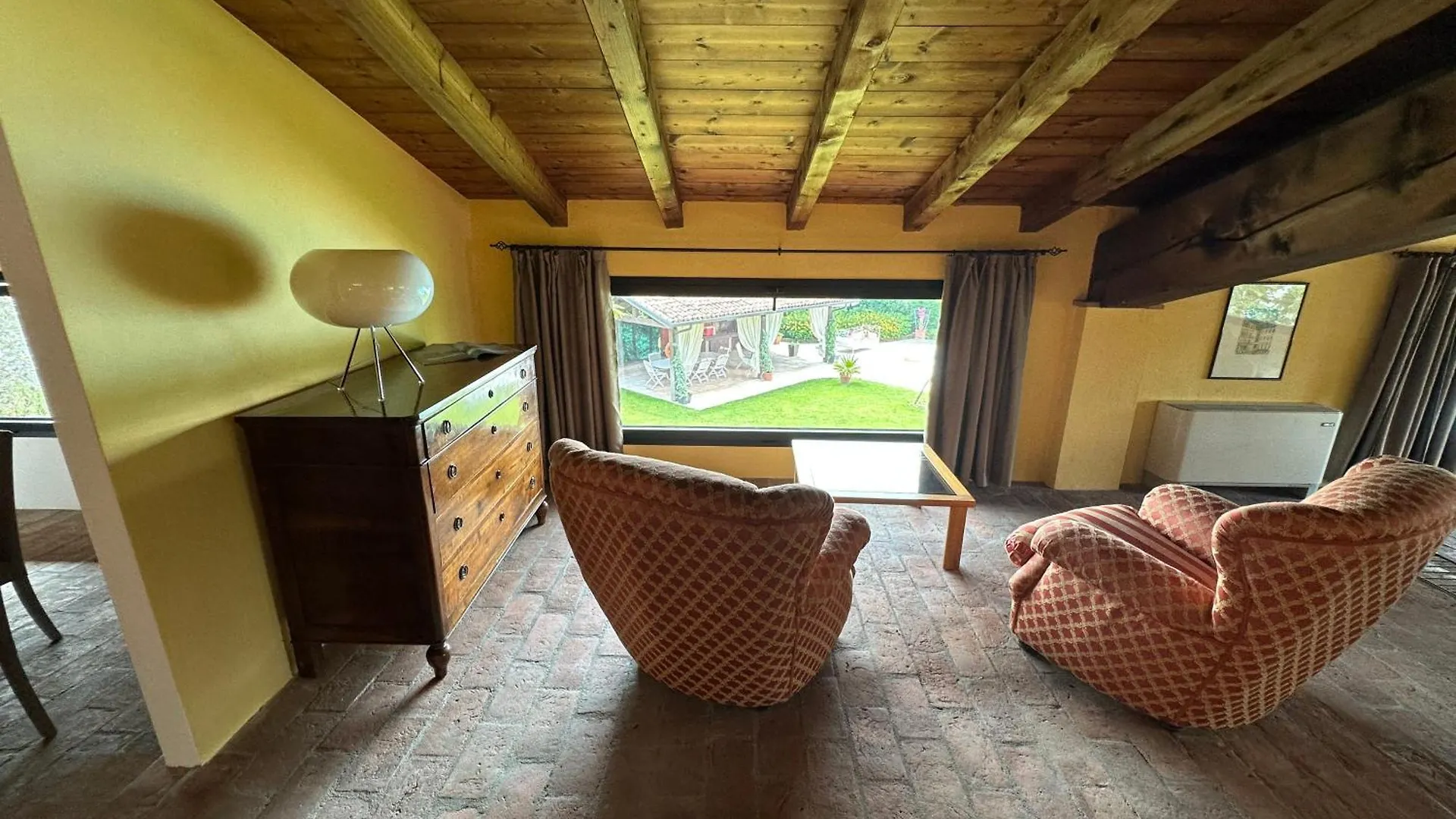 فندق مبيت وإفطار فاليجيو سول مينشيو Relais Corte Bercelli