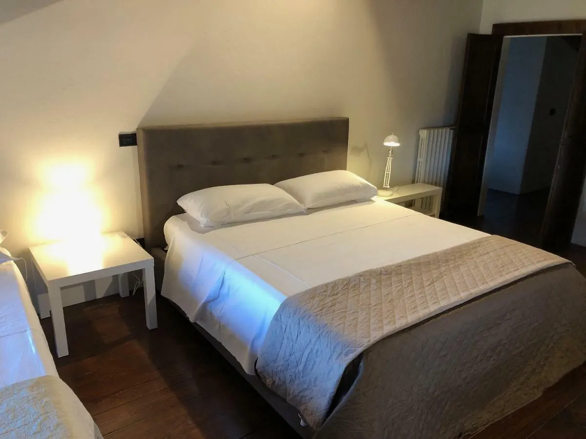 Relais Corte Bercelli Valeggio sul Mincio 0*,